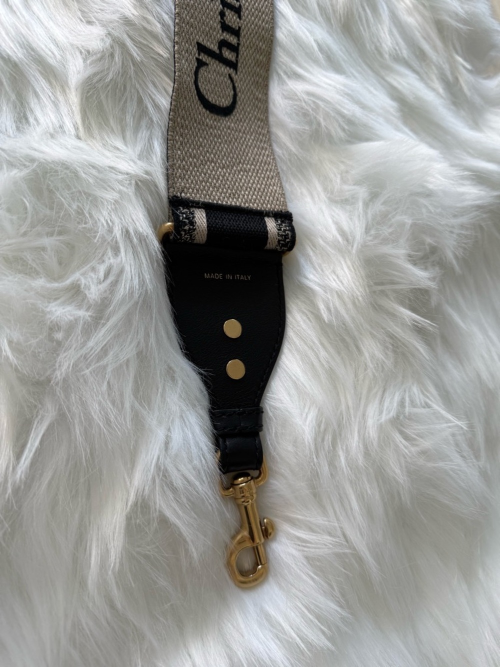 AUTHENTIC Christian Dior: Oblique Shoulder Strap - Picture 4 of 5